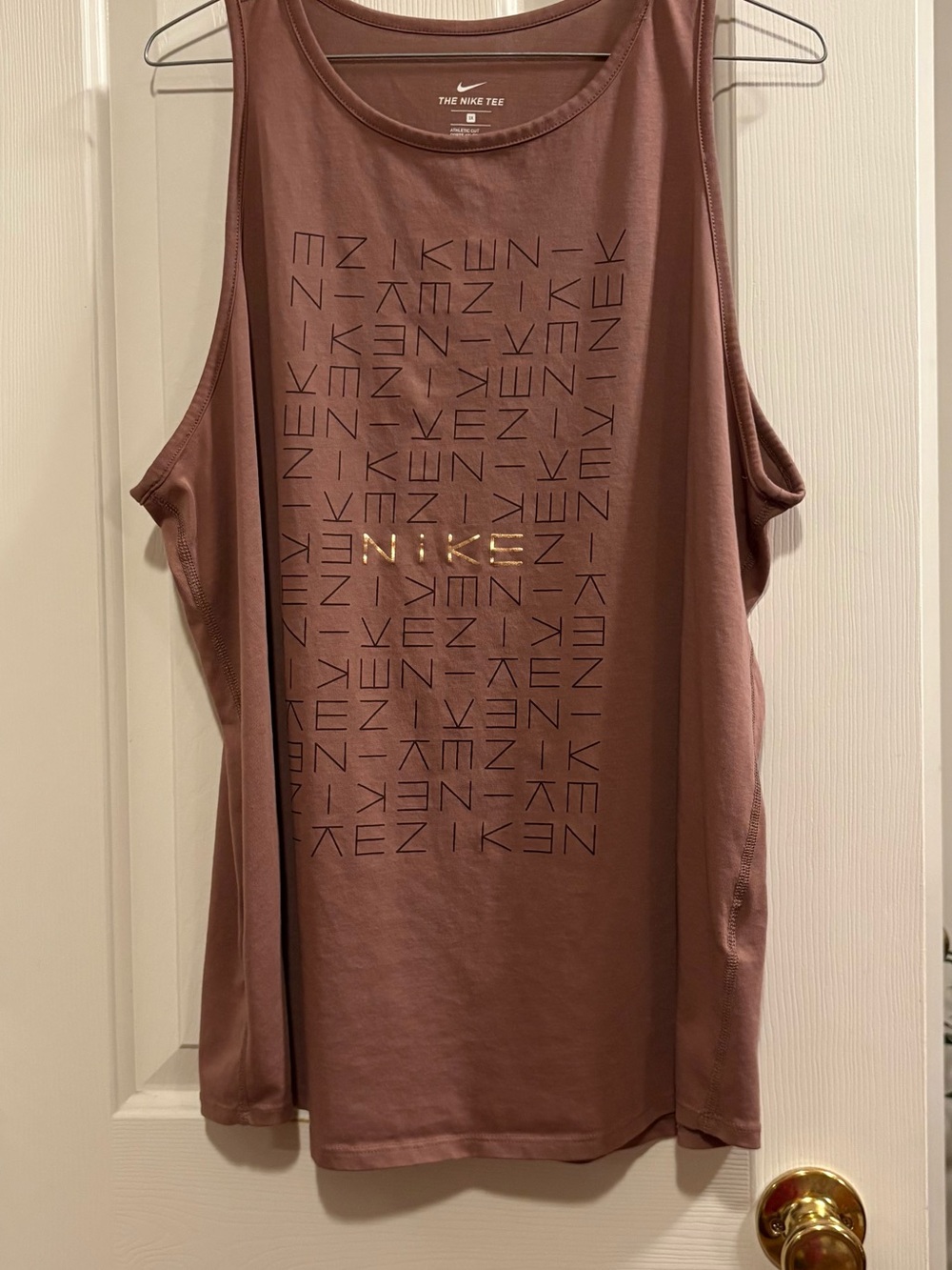 Women's The Nike Tee Graphic Athletic Tank Top Gold Accent Tonal Brown 1X